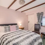 Stilworth House Bed & Breakfast 4*