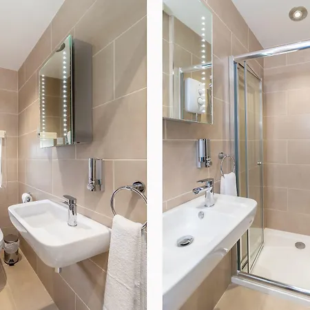 Stilworth House ベッド・アンド・ブレックファスト 4*